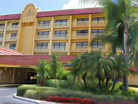 科勒爾斯普林斯大學路拉昆塔温德姆套房酒店