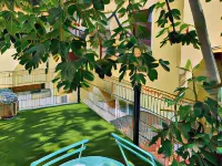Urban Suites Отели рядом с достопримечательностью «Old Building Captaincy»