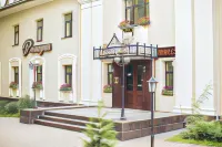 Greenway Park Hotel