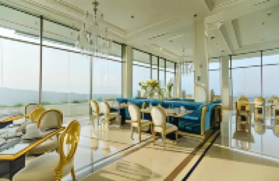 Art Deco Luxury Hotel & Residence