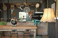 Yimwhan Hostel and Cafe Ayutthaya