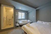 Owashi Lodge - Hostels