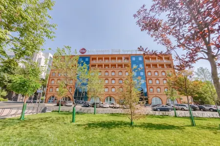 Best Western Plus Congress Hotel