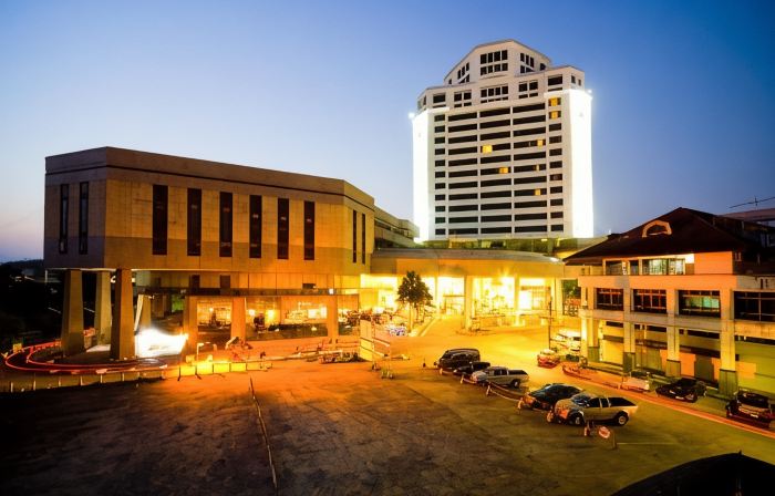 Thumrin Thana Hotel