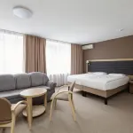 AMAX Park Hotel, Entertainment center "OUT-HALL", Restaurant "Evening Voronezh" فنادق في 