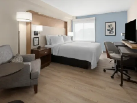 Holiday Inn & Suites RICHMOND - WEST END by IHG Hotels in Three Chopt