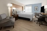 Holiday Inn & Suites Richmond - West End Hotels in Glen Allen