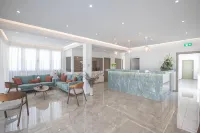 Pavlinia Hotel & Apartments