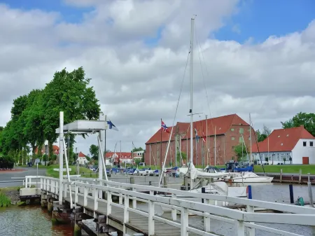 Ferienwohnungen, Tonning