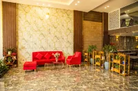 La Mia Lakeview Hotel