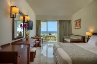 Vantaris Palace Hotels in Kavros
