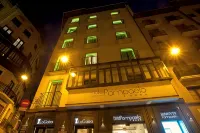 Hotel Pompaelo Plaza del Ayuntamiento & Spa