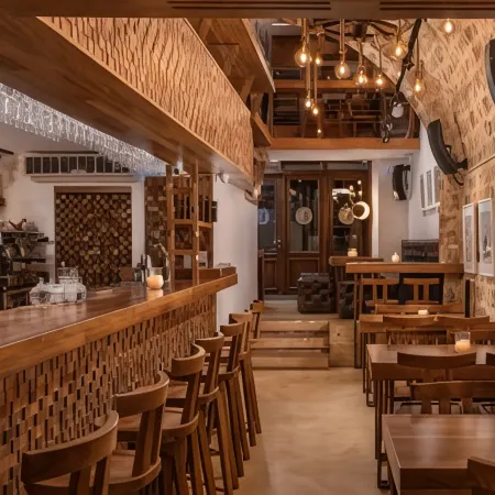 10GR Boutique Hotel & Wine Bar