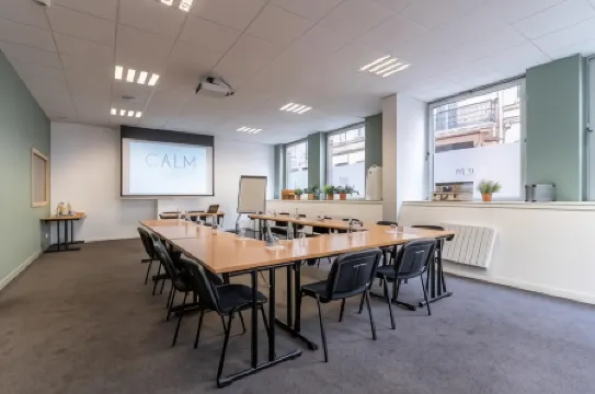 CALM Appart' & Hostel