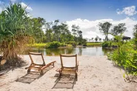Lake Weyba Cottages Noosa