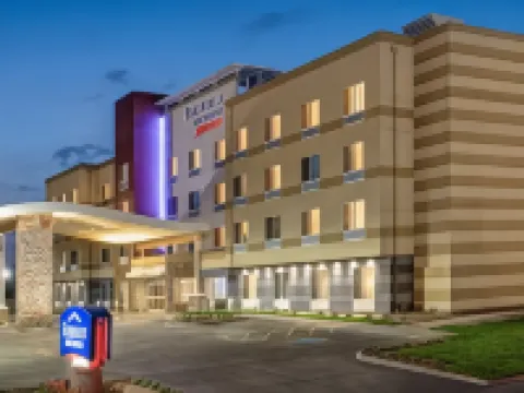 Fairfield Inn & Suites Detroit Canton Hotels in Canton