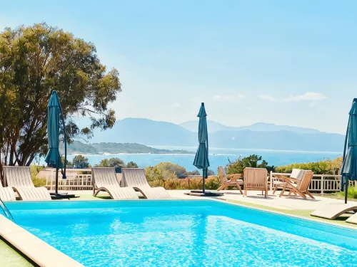 Casa Nova - Chambres d'hôtes en Corse - Pensions