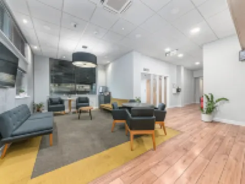 HQ Aparthotel Farnborough Hotels in Farnborough