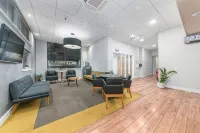 HQ Aparthotel Farnborough