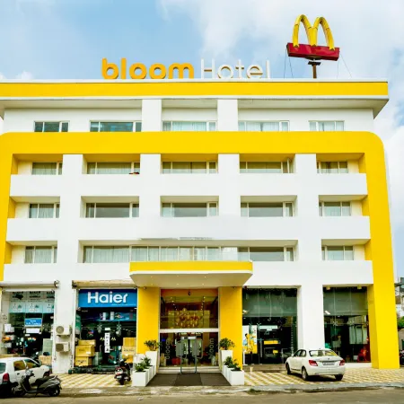 Bloom Hotel - Jammu