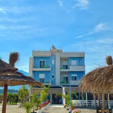 Blue Paradise Hotel - Housity