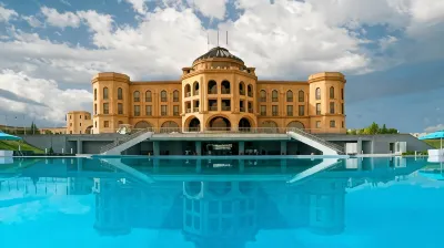 Latar Hotel Yerevan  호텔