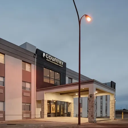 Country Inn & Suites by Radisson, Pierre, SD