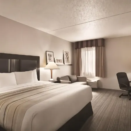 Country Inn & Suites by Radisson, Indianapolis East, IN