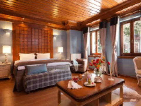 The Chatzigaki Manor Hotels in Ethikes