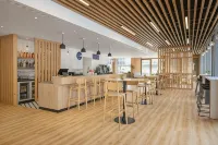 Holiday Inn Express & Suites Sion Hotels in Sion