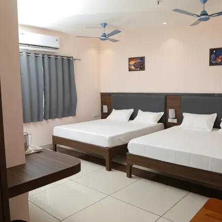 MM GRAND RESIDENCY