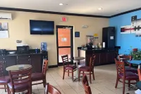 Days Inn by Wyndham Alva Hotels in Alva