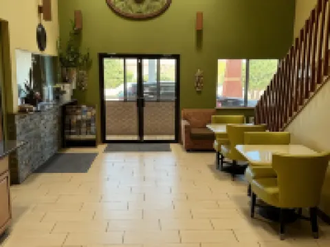 Rodeway Inn Hotels in Moriarty