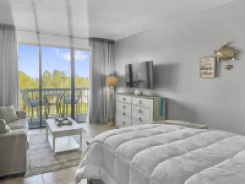 Breathtaking Water Views and Modern Amenities - Serene Waterfront Oasis