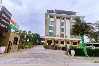 타니아 프레지던트 인 Loni Khurd Shree Swami Samartha Kendra 주변 호텔