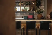 โฮม โรงแรม เมคทาโกเนน - ที่มีบาร์
