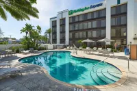 Holiday Inn Express Boca Raton-West 햄톤즈 앳 보카 레이턴 호텔