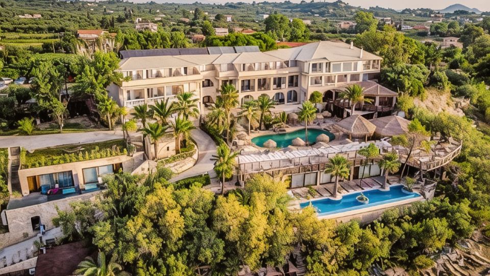 Gloria Maris Hotel Suites and Villa