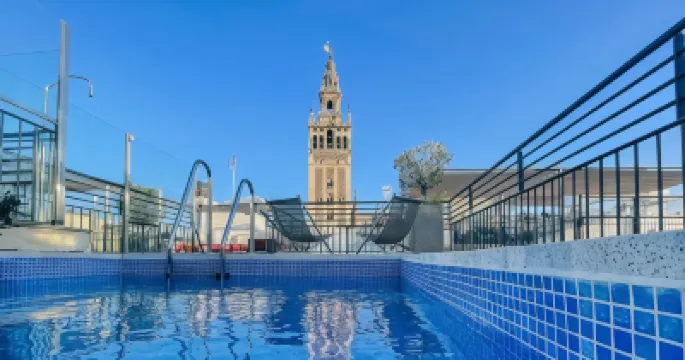 默瑟爾EME教堂酒店 酒店