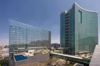 Sheraton Grand Bangalore Hotel at Brigade Gateway Hoteles cerca de Malleswaram