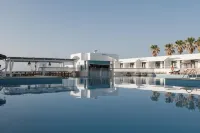 Beach Club Menorca Hotels in Fornells