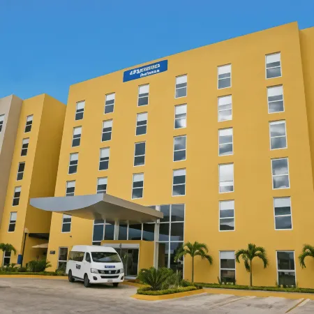 City Express by Marriott Tuxpan