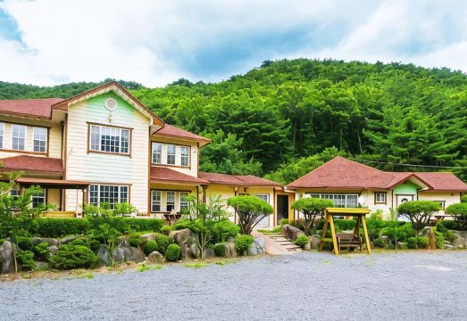 에델바이스펜션 대표 이미지