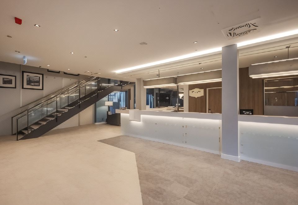 Hampton by Hilton Stuttgart City Centre 조식 뷔페 이미지