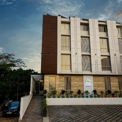 Hotel Tranquil Manipal Hotels near Adarsh Complex