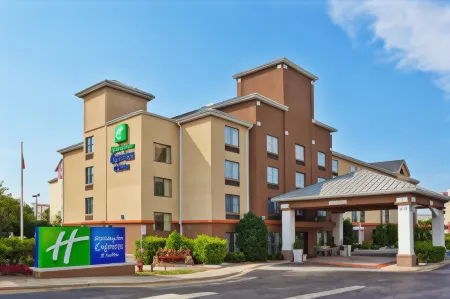 Holiday Inn Express & Suites CHARLOTTE-CONCORD-I-85 by IHG