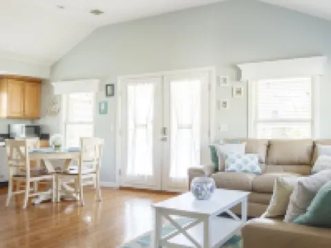 ★The Islander | Steps From Water, Fire Pit, AC★ Hotels in Mashpee