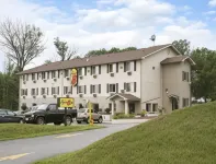 Super 8 by Wyndham Johnstown/Gloversville Hotels in Johnstown