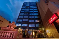 رمادا باي ويندام فلاشينغ كوينز Hotels near Queens Botanical Garden
