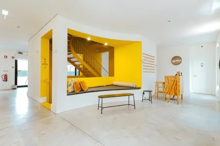 Surf & Sea Suites Отели в г. Пареде